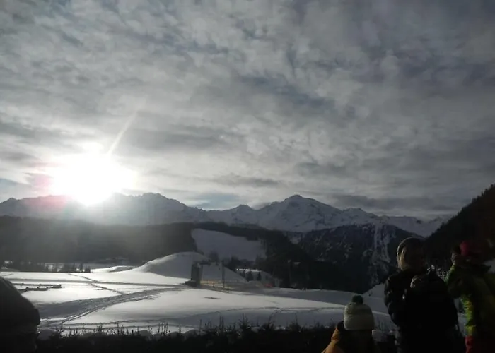 Apartment, Melanie *